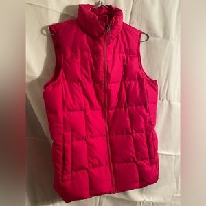 Lands End pink puffy vest size Small